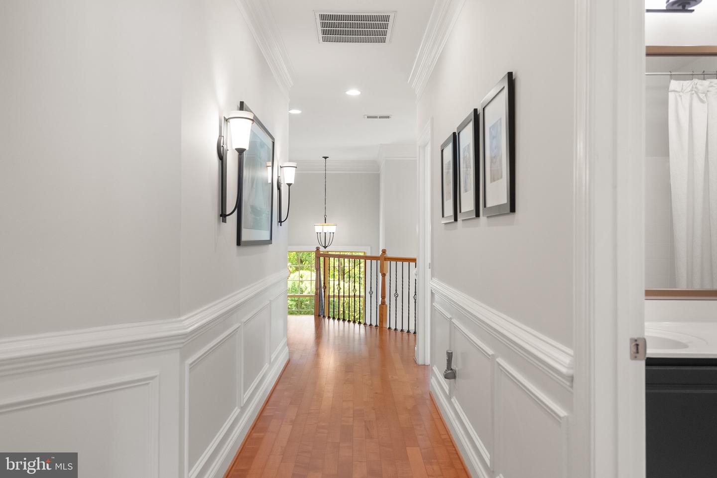 16142 JORDAN CREST CT, HAYMARKET, Virginia 20169, 5 Bedrooms Bedrooms, ,3 BathroomsBathrooms,Residential,For sale,16142 JORDAN CREST CT,VAPW2094820 MLS # VAPW2094820
