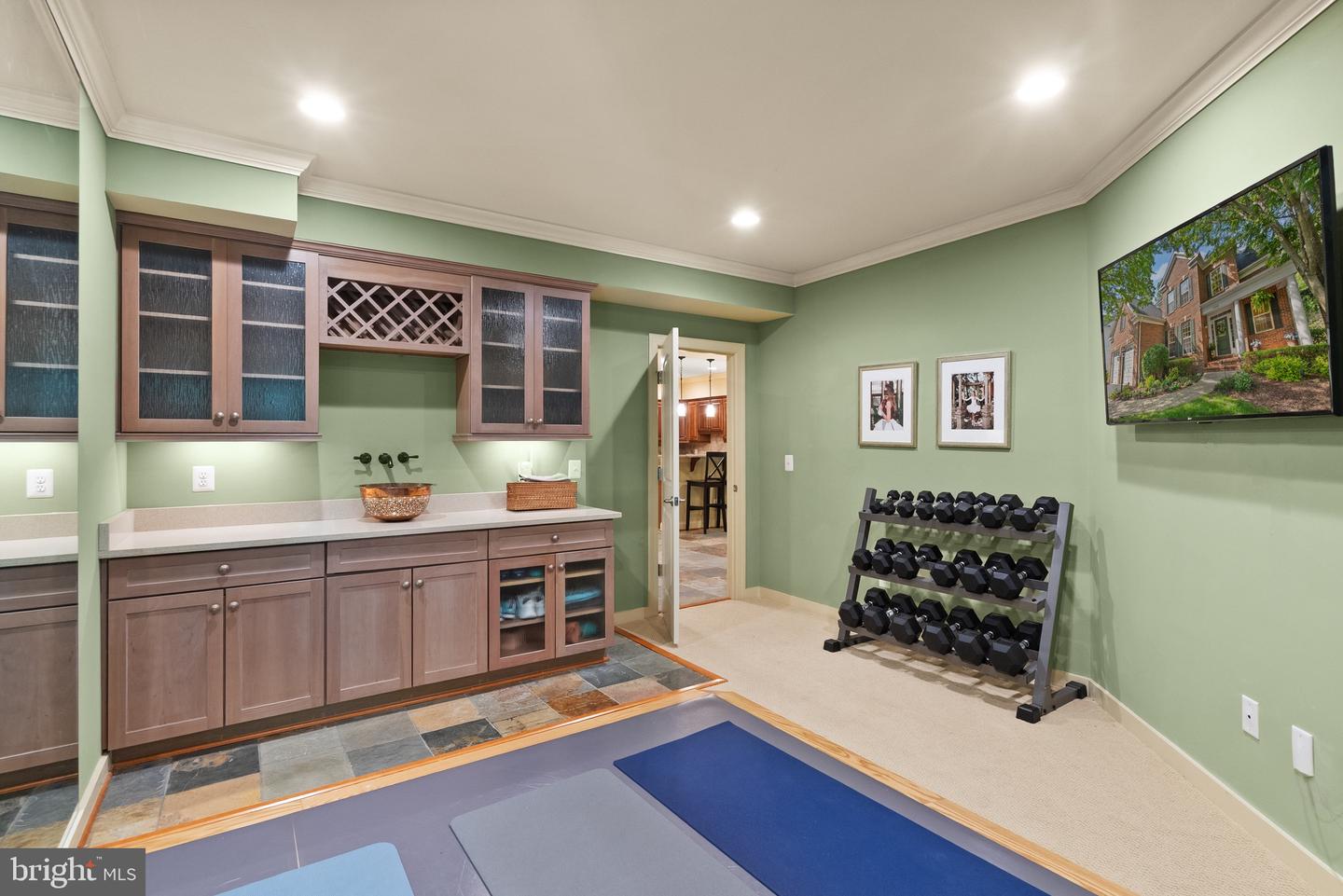 16142 JORDAN CREST CT, HAYMARKET, Virginia 20169, 5 Bedrooms Bedrooms, ,3 BathroomsBathrooms,Residential,For sale,16142 JORDAN CREST CT,VAPW2094820 MLS # VAPW2094820