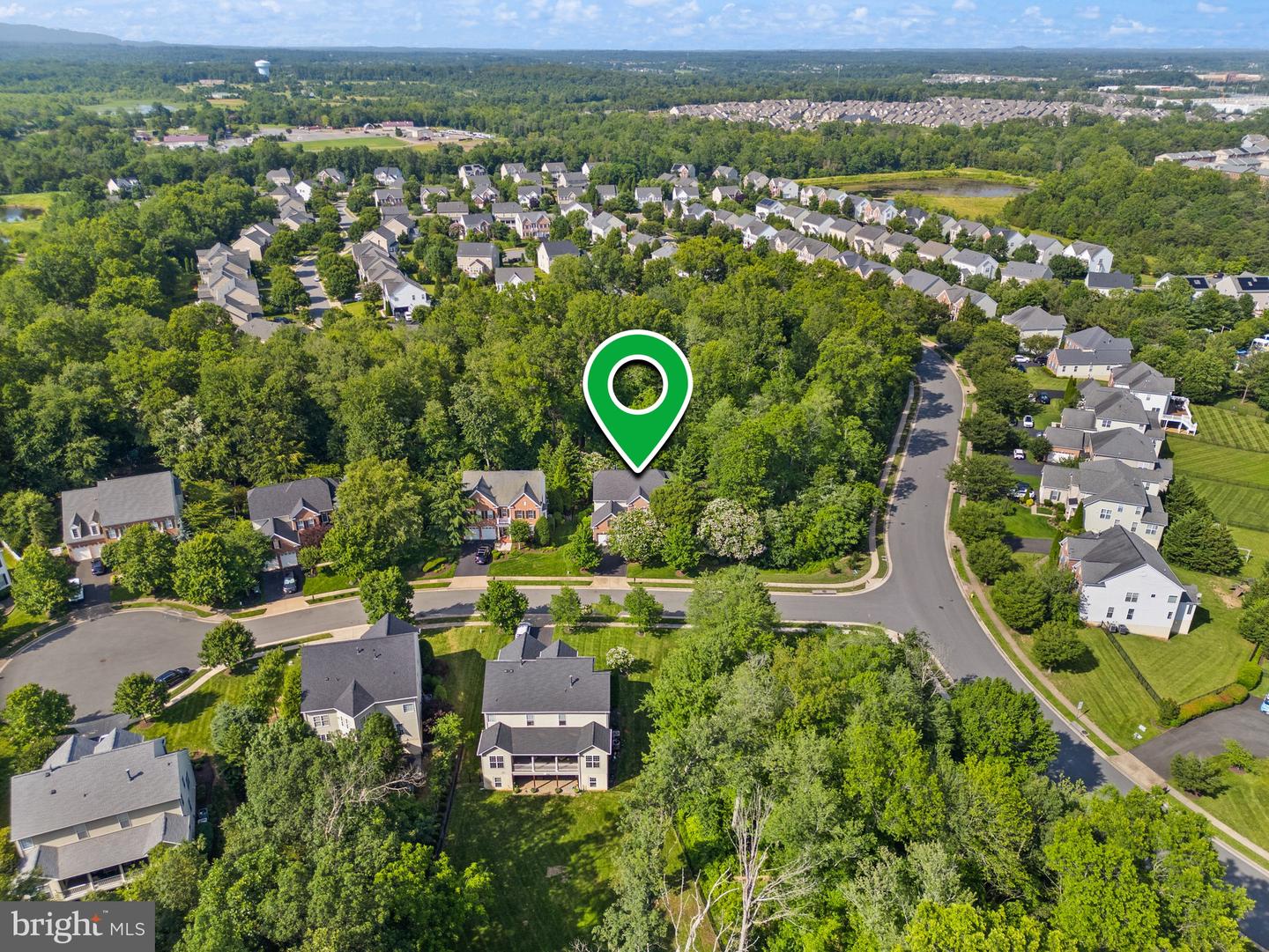 16142 JORDAN CREST CT, HAYMARKET, Virginia 20169, 5 Bedrooms Bedrooms, ,3 BathroomsBathrooms,Residential,For sale,16142 JORDAN CREST CT,VAPW2094820 MLS # VAPW2094820