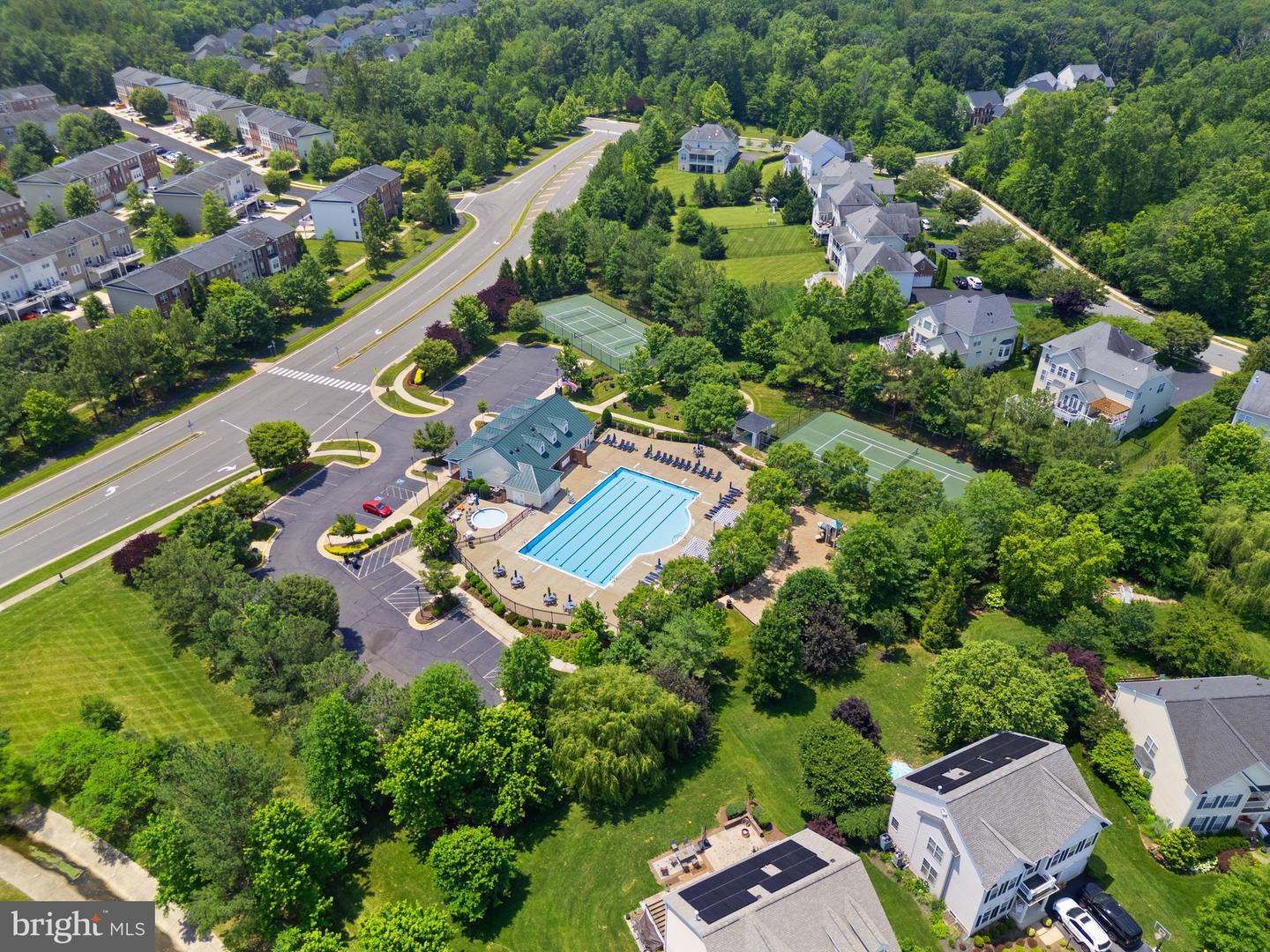 16142 JORDAN CREST CT, HAYMARKET, Virginia 20169, 5 Bedrooms Bedrooms, ,3 BathroomsBathrooms,Residential,For sale,16142 JORDAN CREST CT,VAPW2094820 MLS # VAPW2094820