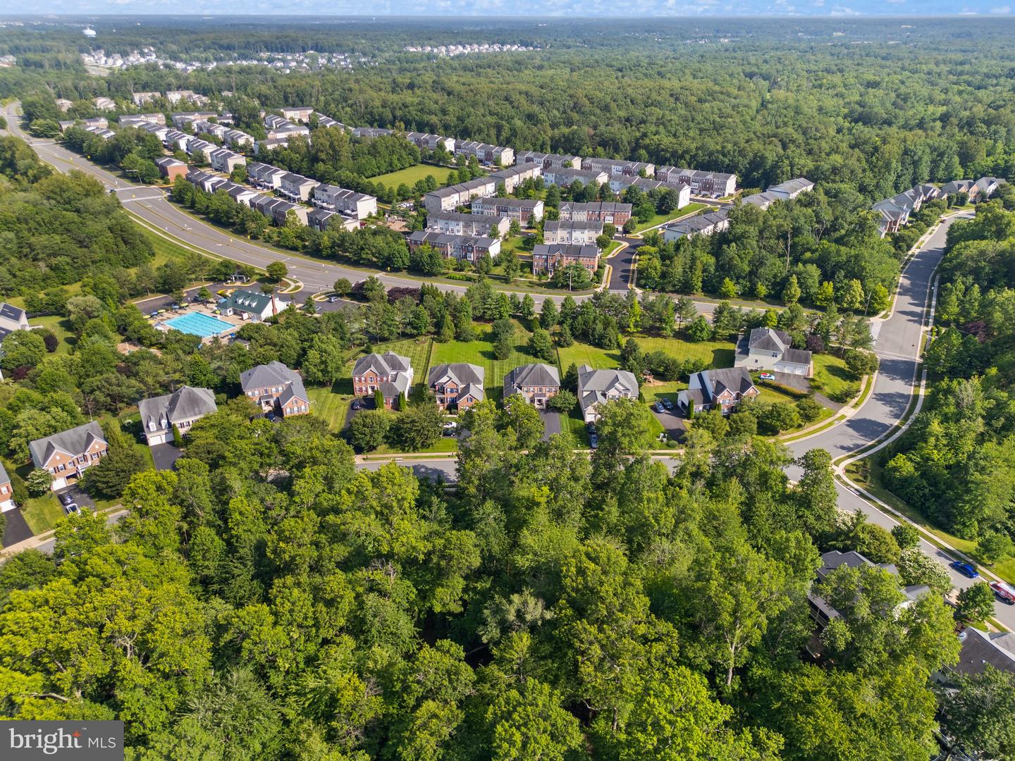 16142 JORDAN CREST CT, HAYMARKET, Virginia 20169, 5 Bedrooms Bedrooms, ,3 BathroomsBathrooms,Residential,For sale,16142 JORDAN CREST CT,VAPW2094820 MLS # VAPW2094820