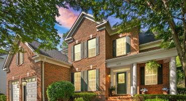16142 JORDAN CREST CT, HAYMARKET, Virginia 20169, 5 Bedrooms Bedrooms, ,3 BathroomsBathrooms,Residential,For sale,16142 JORDAN CREST CT,VAPW2094820 MLS # VAPW2094820