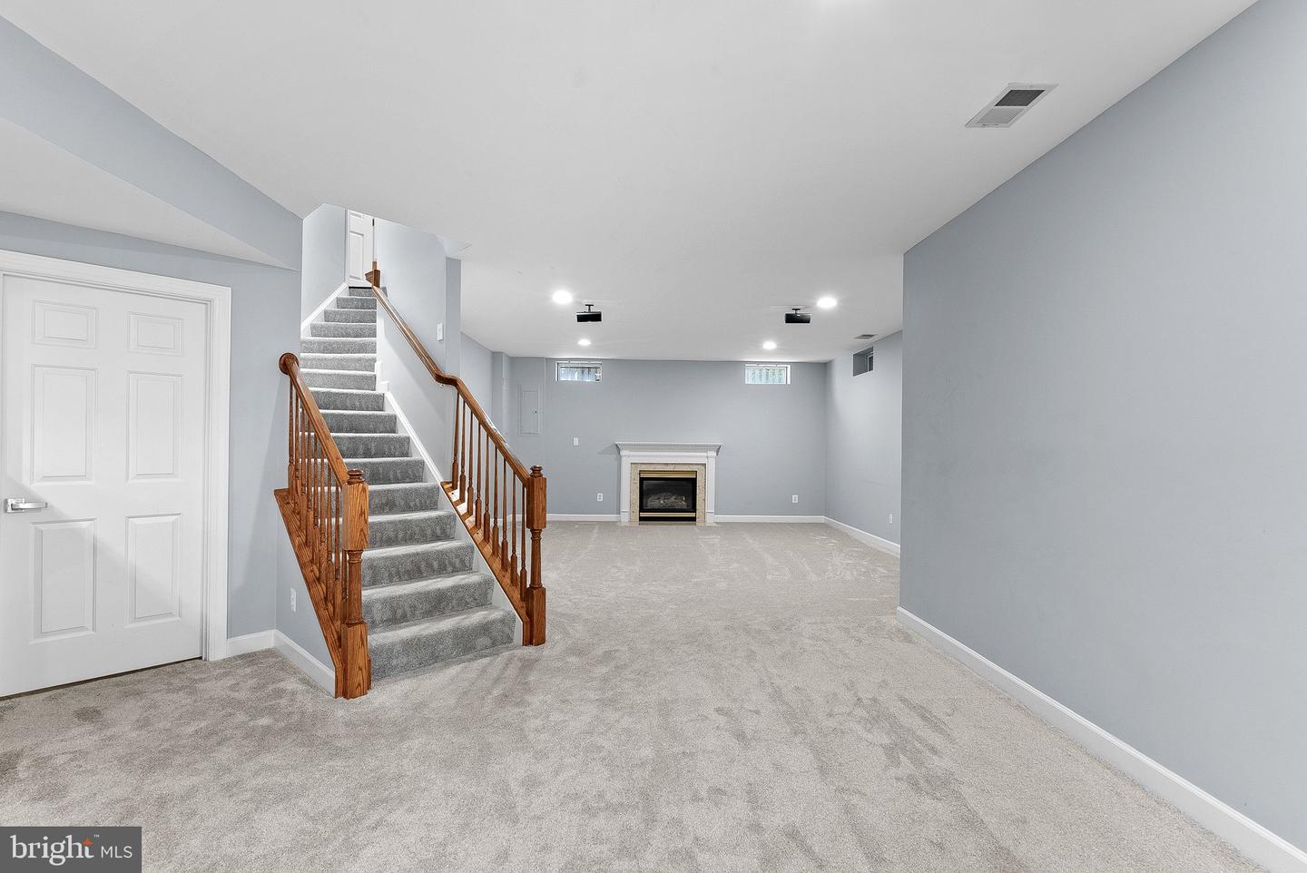 43801 TIMBERBROOKE PL, ASHBURN, Virginia 20147, 5 Bedrooms Bedrooms, ,4 BathroomsBathrooms,Residential,For sale,43801 TIMBERBROOKE PL,VALO2096698 MLS # VALO2096698