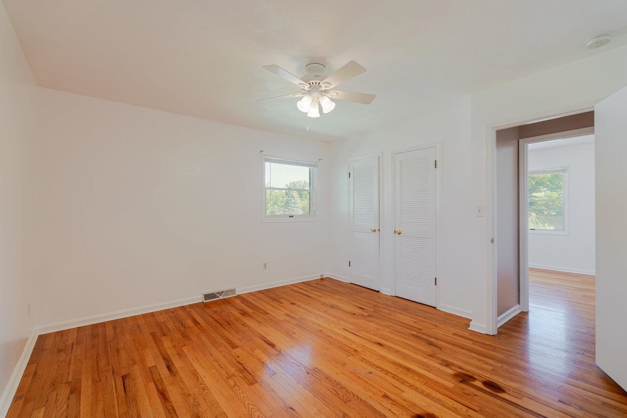 405 CEDAR ST, HARRISONBURG, Virginia 22801, 3 Bedrooms Bedrooms, ,1 BathroomBathrooms,Residential,405 CEDAR ST,666177 MLS # 666177