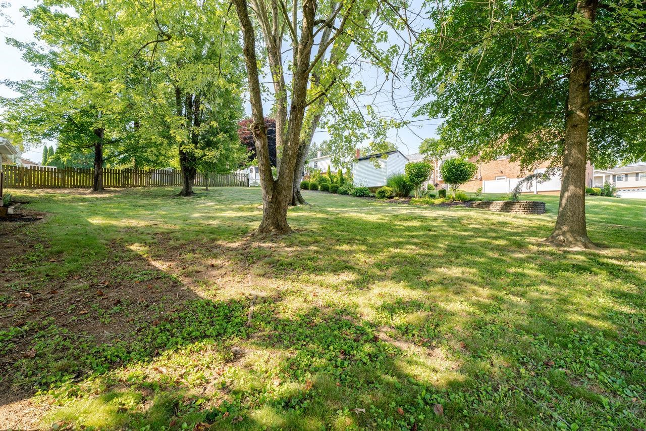 405 CEDAR ST, HARRISONBURG, Virginia 22801, 3 Bedrooms Bedrooms, ,1 BathroomBathrooms,Residential,405 CEDAR ST,666177 MLS # 666177