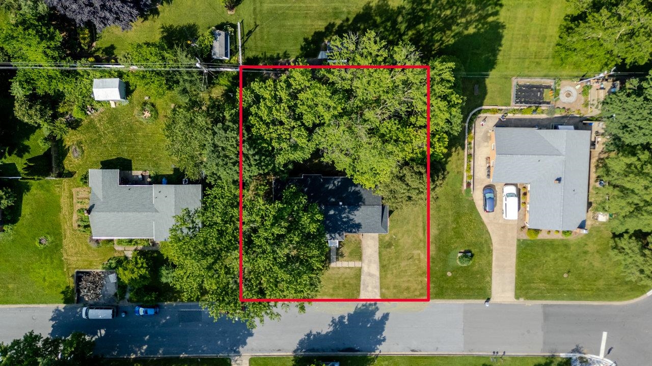 405 CEDAR ST, HARRISONBURG, Virginia 22801, 3 Bedrooms Bedrooms, ,1 BathroomBathrooms,Residential,405 CEDAR ST,666177 MLS # 666177