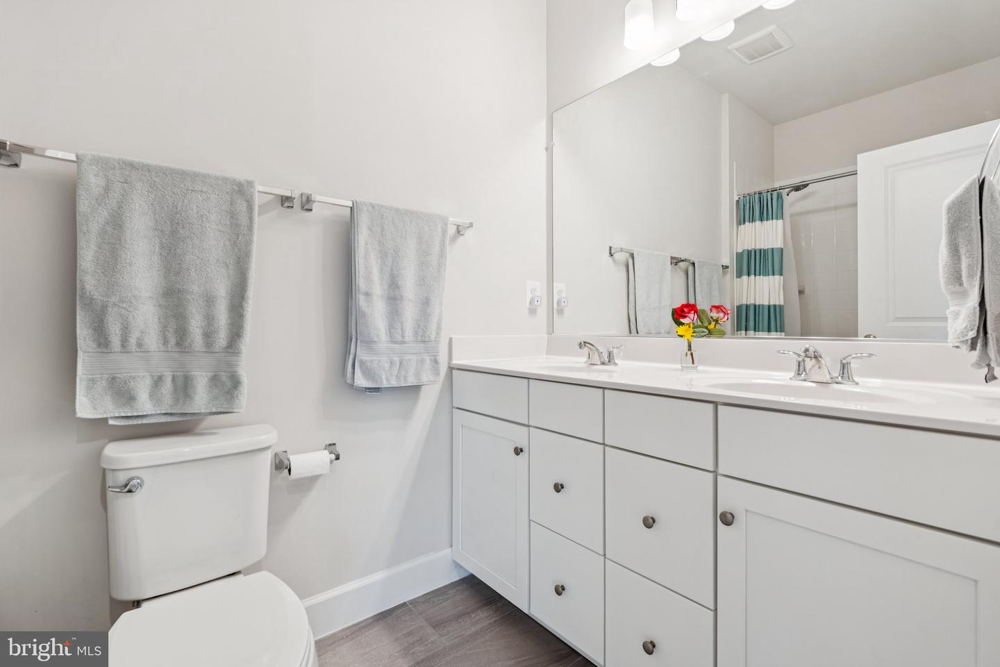 509 FOXGLOVE WAY, STAFFORD, Virginia 22554, 5 Bedrooms Bedrooms, ,3 BathroomsBathrooms,Residential,For sale,509 FOXGLOVE WAY,VAST2038938 MLS # VAST2038938