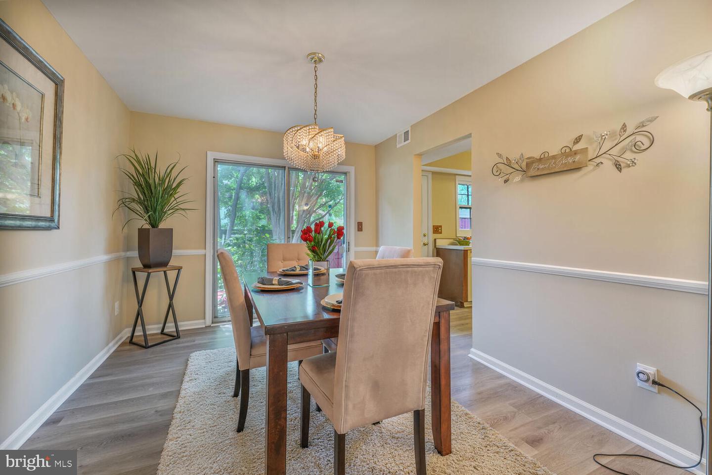 5932 QUEENSTON ST, SPRINGFIELD, Virginia 22152, 3 Bedrooms Bedrooms, ,2 BathroomsBathrooms,Residential,For sale,5932 QUEENSTON ST,VAFX2241732 MLS # VAFX2241732
