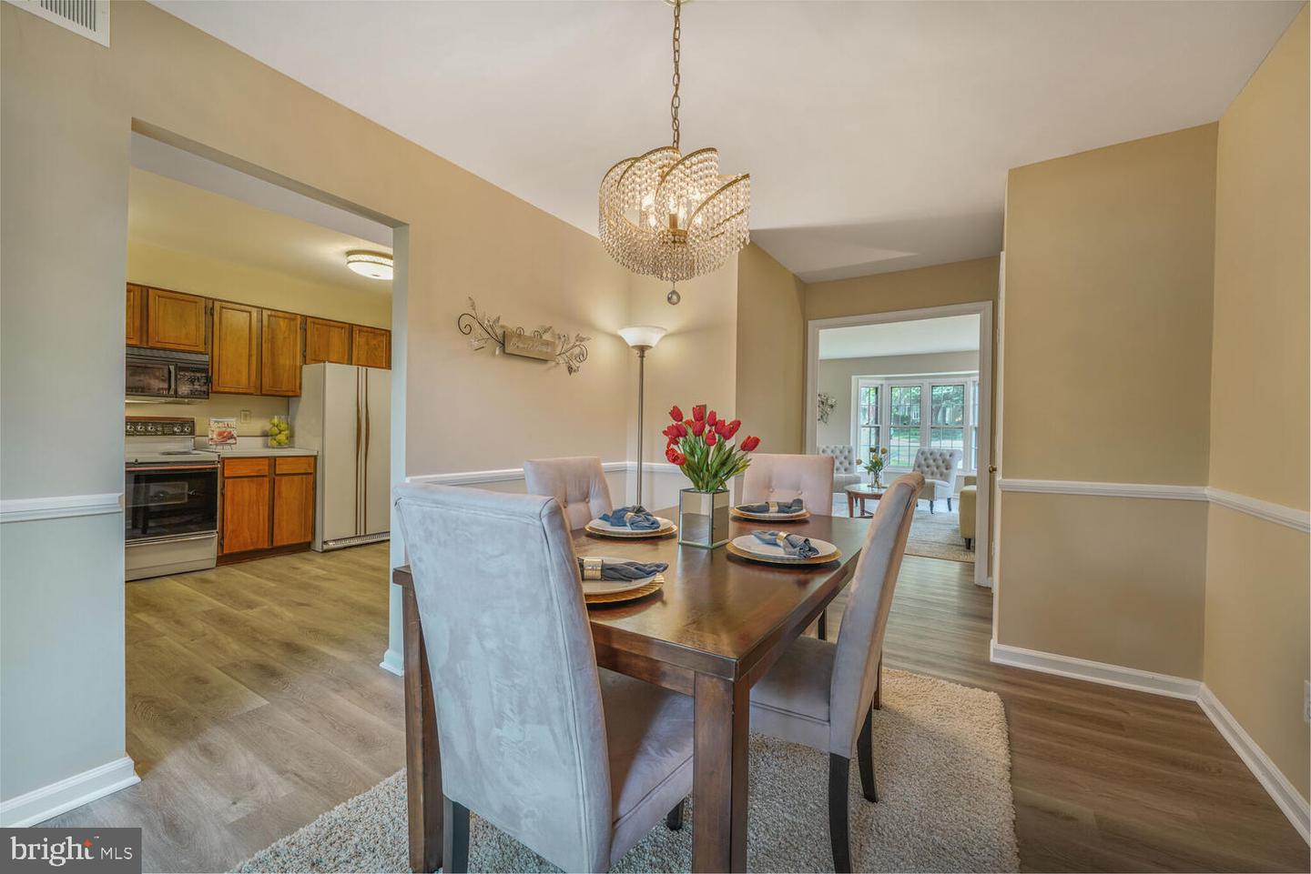 5932 QUEENSTON ST, SPRINGFIELD, Virginia 22152, 3 Bedrooms Bedrooms, ,2 BathroomsBathrooms,Residential,For sale,5932 QUEENSTON ST,VAFX2241732 MLS # VAFX2241732