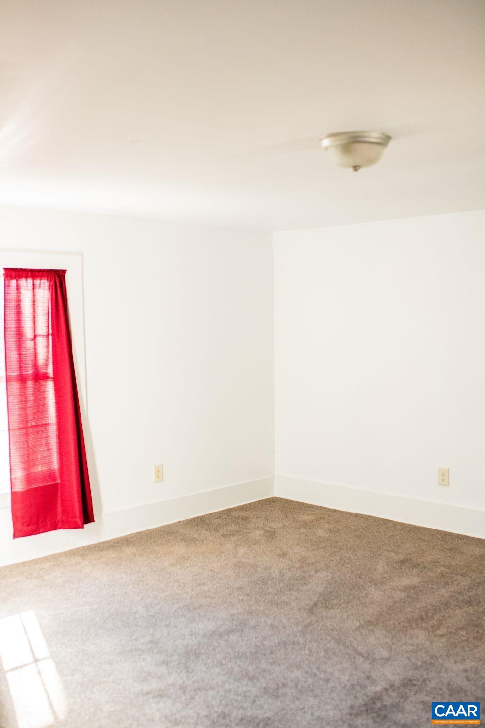 67 LENTZ LN, SHIPMAN, Virginia 22971, 3 Bedrooms Bedrooms, ,2 BathroomsBathrooms,Residential,67 LENTZ LN,666183 MLS # 666183