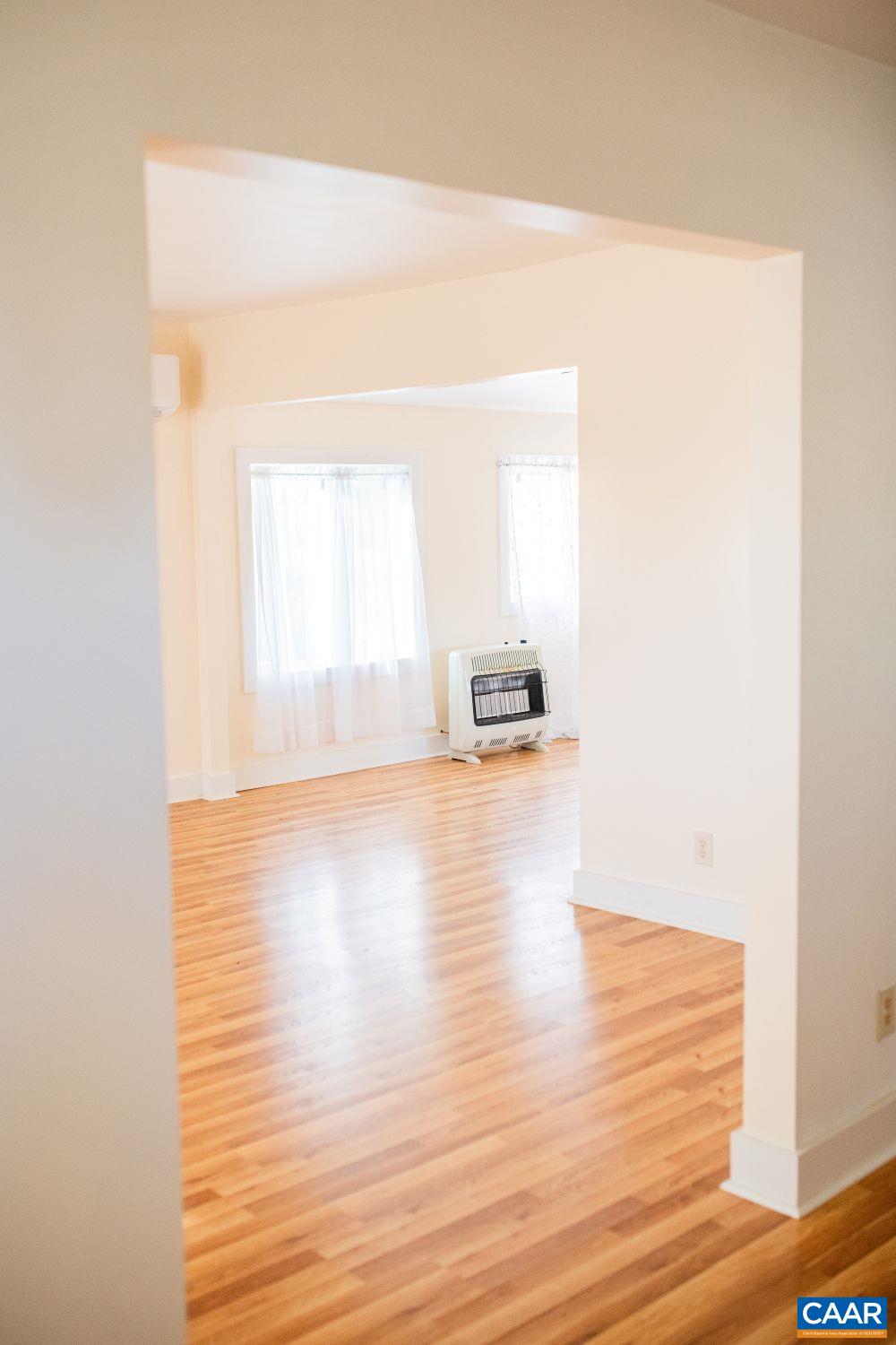 67 LENTZ LN, SHIPMAN, Virginia 22971, 3 Bedrooms Bedrooms, ,2 BathroomsBathrooms,Residential,67 LENTZ LN,666183 MLS # 666183