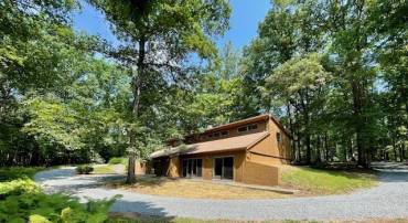 4375 GILBERT STATION RD, BARBOURSVILLE, Virginia 22923, 4 Bedrooms Bedrooms, ,2 BathroomsBathrooms,Residential,4375 GILBERT STATION RD,666187 MLS # 666187