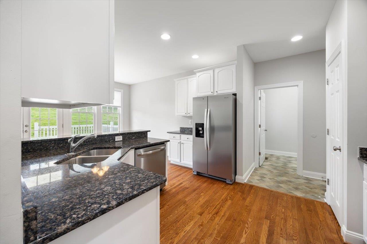 239 WINDSOR DR, FISHERSVILLE, Virginia 22939, 3 Bedrooms Bedrooms, ,2 BathroomsBathrooms,Residential,67a3-(3)-109 WINDWARD POINTE SEC 3 LOT 109 .275,239 WINDSOR DR,666190 MLS # 666190