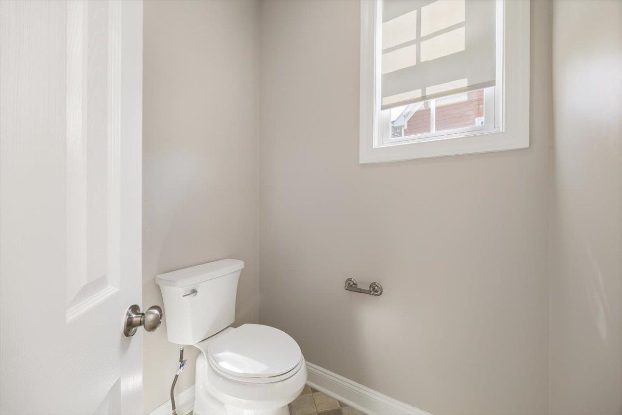 239 WINDSOR DR, FISHERSVILLE, Virginia 22939, 3 Bedrooms Bedrooms, ,2 BathroomsBathrooms,Residential,67a3-(3)-109 WINDWARD POINTE SEC 3 LOT 109 .275,239 WINDSOR DR,666190 MLS # 666190
