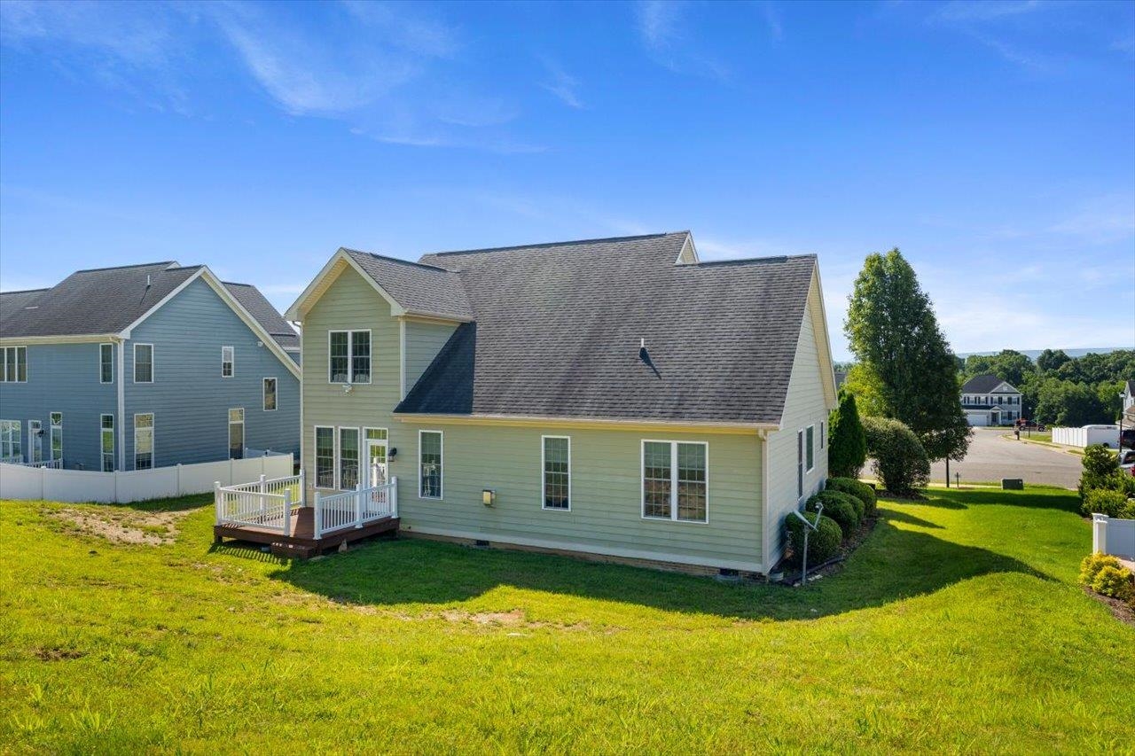 239 WINDSOR DR, FISHERSVILLE, Virginia 22939, 3 Bedrooms Bedrooms, ,2 BathroomsBathrooms,Residential,67a3-(3)-109 WINDWARD POINTE SEC 3 LOT 109 .275,239 WINDSOR DR,666190 MLS # 666190