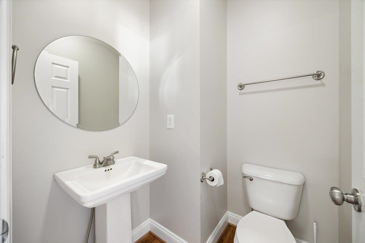 239 WINDSOR DR, FISHERSVILLE, Virginia 22939, 3 Bedrooms Bedrooms, ,2 BathroomsBathrooms,Residential,67a3-(3)-109 WINDWARD POINTE SEC 3 LOT 109 .275,239 WINDSOR DR,666190 MLS # 666190