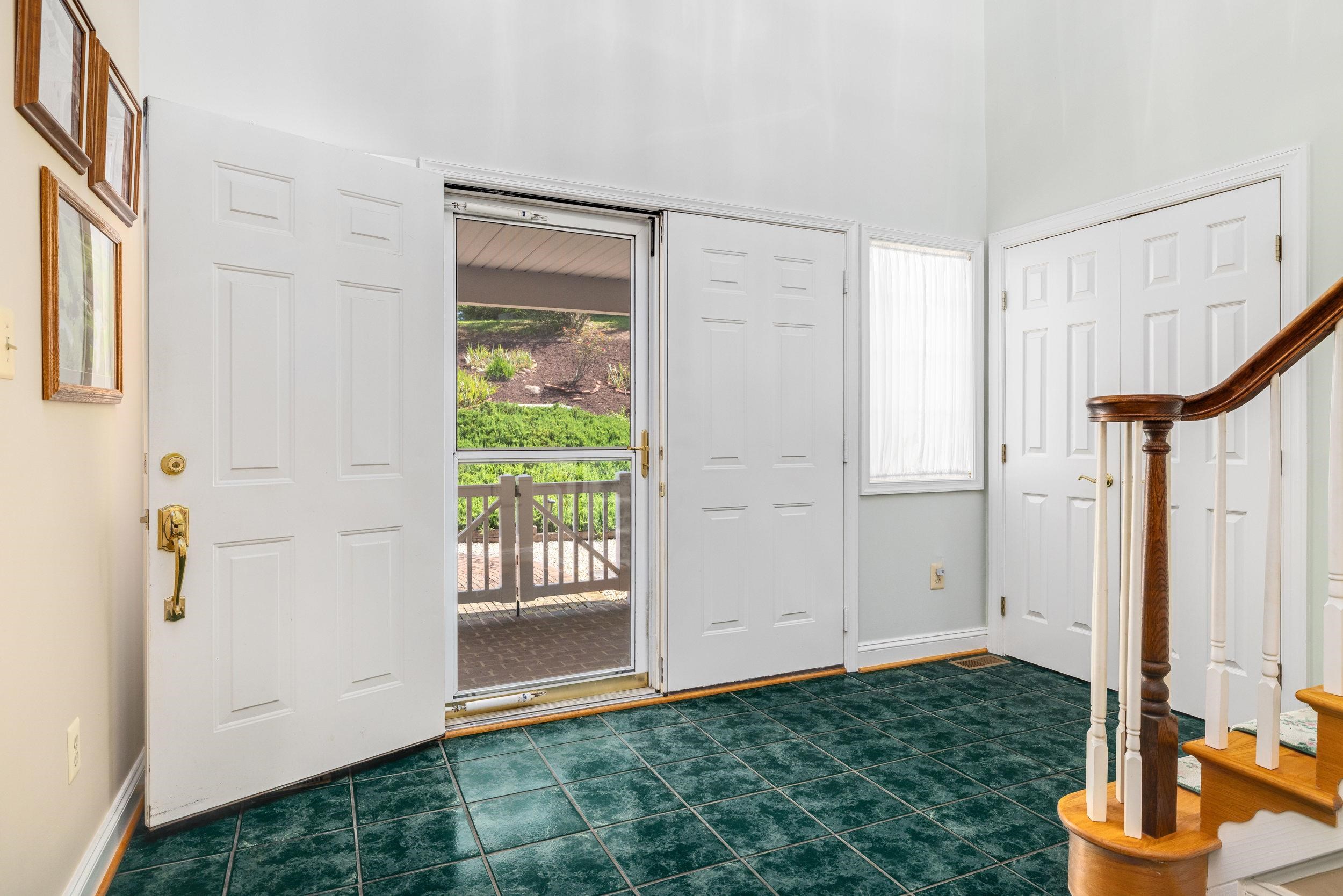 360 LAZY RIVER EAST RD, LURAY, Virginia 22835, 4 Bedrooms Bedrooms, ,4 BathroomsBathrooms,Residential,360 LAZY RIVER EAST RD,666191 MLS # 666191