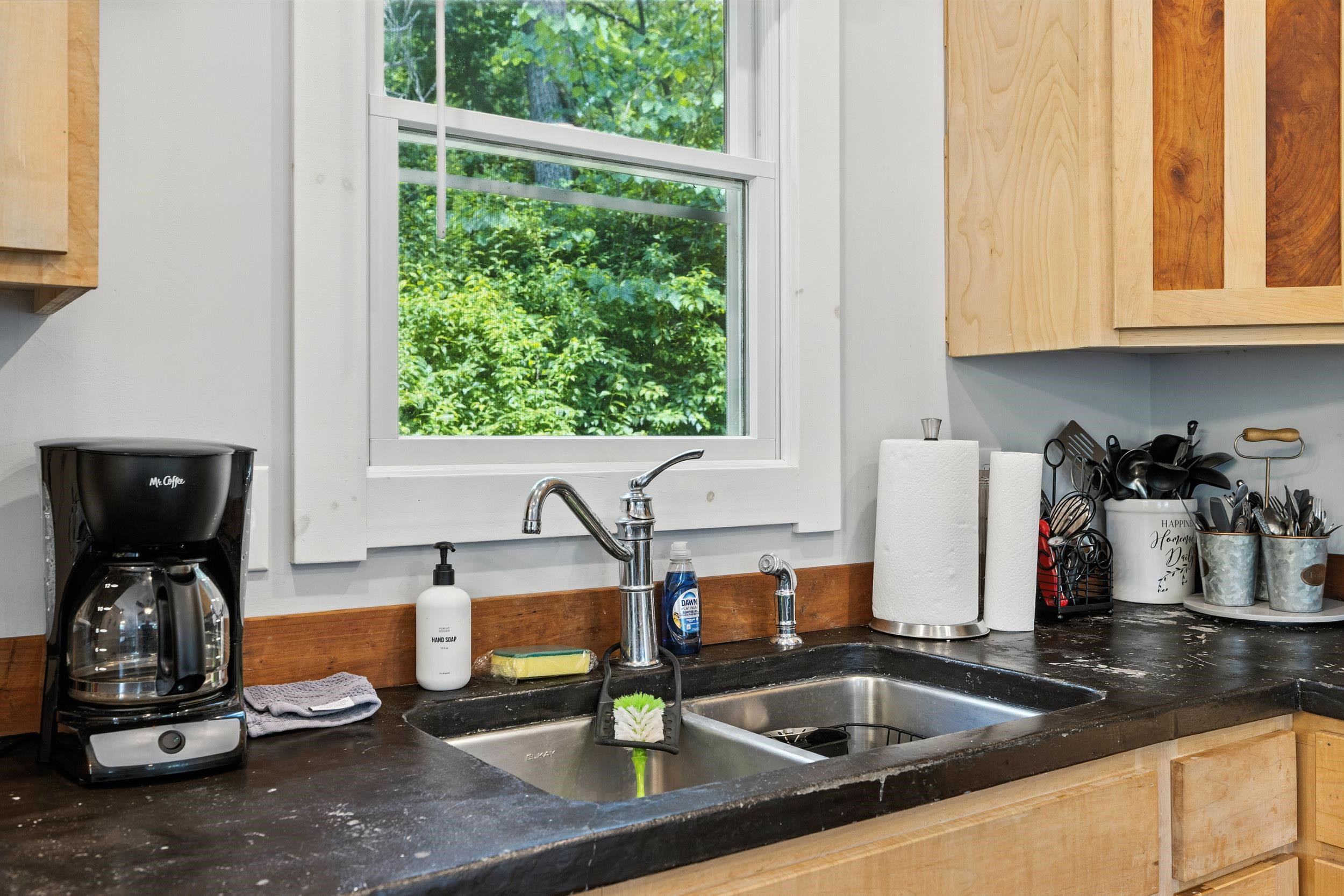 123 FISHERMANS LN, LURAY, Virginia 22835, 3 Bedrooms Bedrooms, ,1 BathroomBathrooms,Residential,123 FISHERMANS LN,666192 MLS # 666192