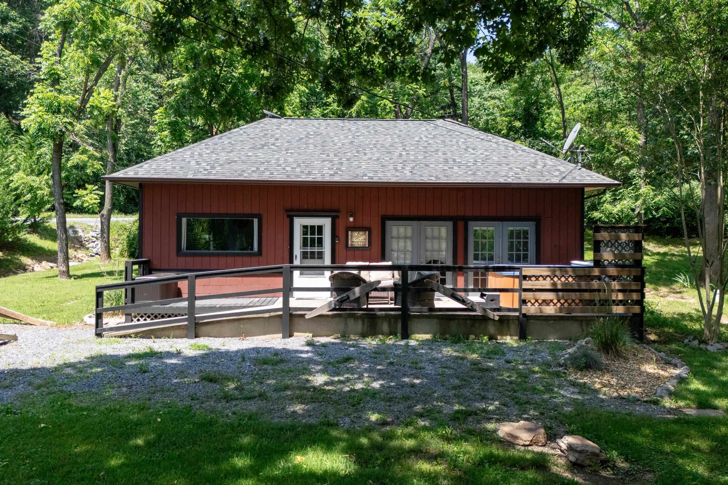 123 FISHERMANS LN, LURAY, Virginia 22835, 3 Bedrooms Bedrooms, ,1 BathroomBathrooms,Residential,123 FISHERMANS LN,666192 MLS # 666192