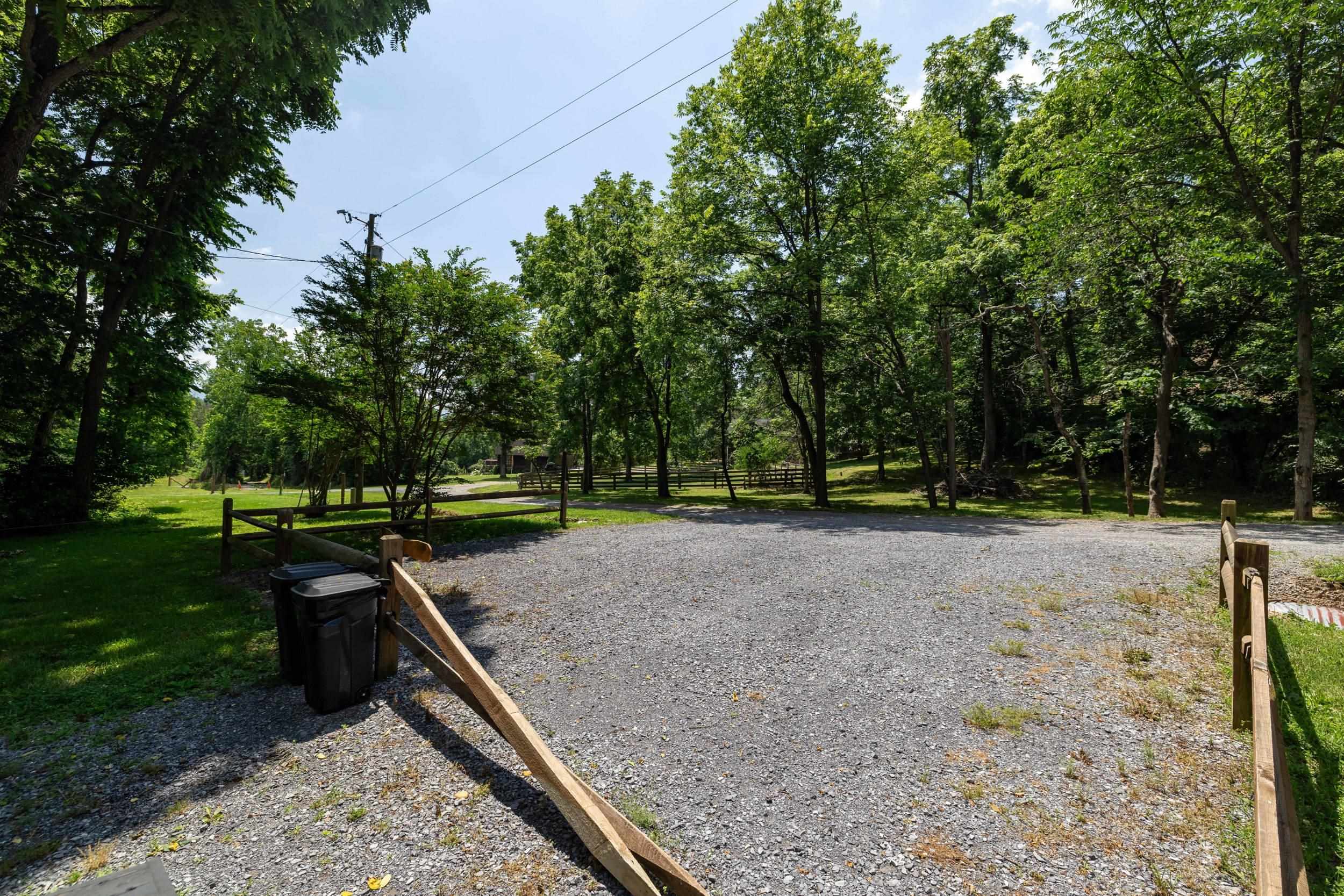123 FISHERMANS LN, LURAY, Virginia 22835, 3 Bedrooms Bedrooms, ,1 BathroomBathrooms,Residential,123 FISHERMANS LN,666192 MLS # 666192