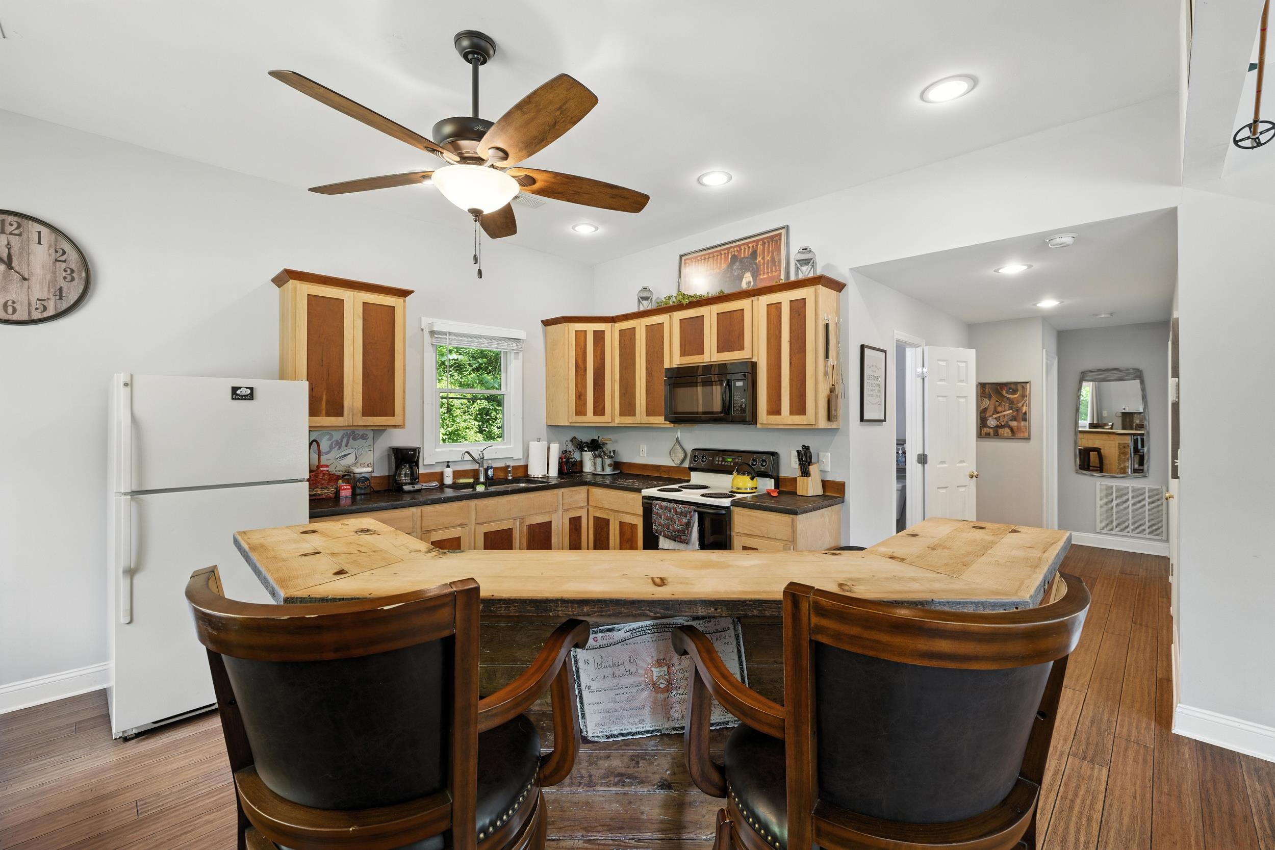 123 FISHERMANS LN, LURAY, Virginia 22835, 3 Bedrooms Bedrooms, ,1 BathroomBathrooms,Residential,123 FISHERMANS LN,666192 MLS # 666192