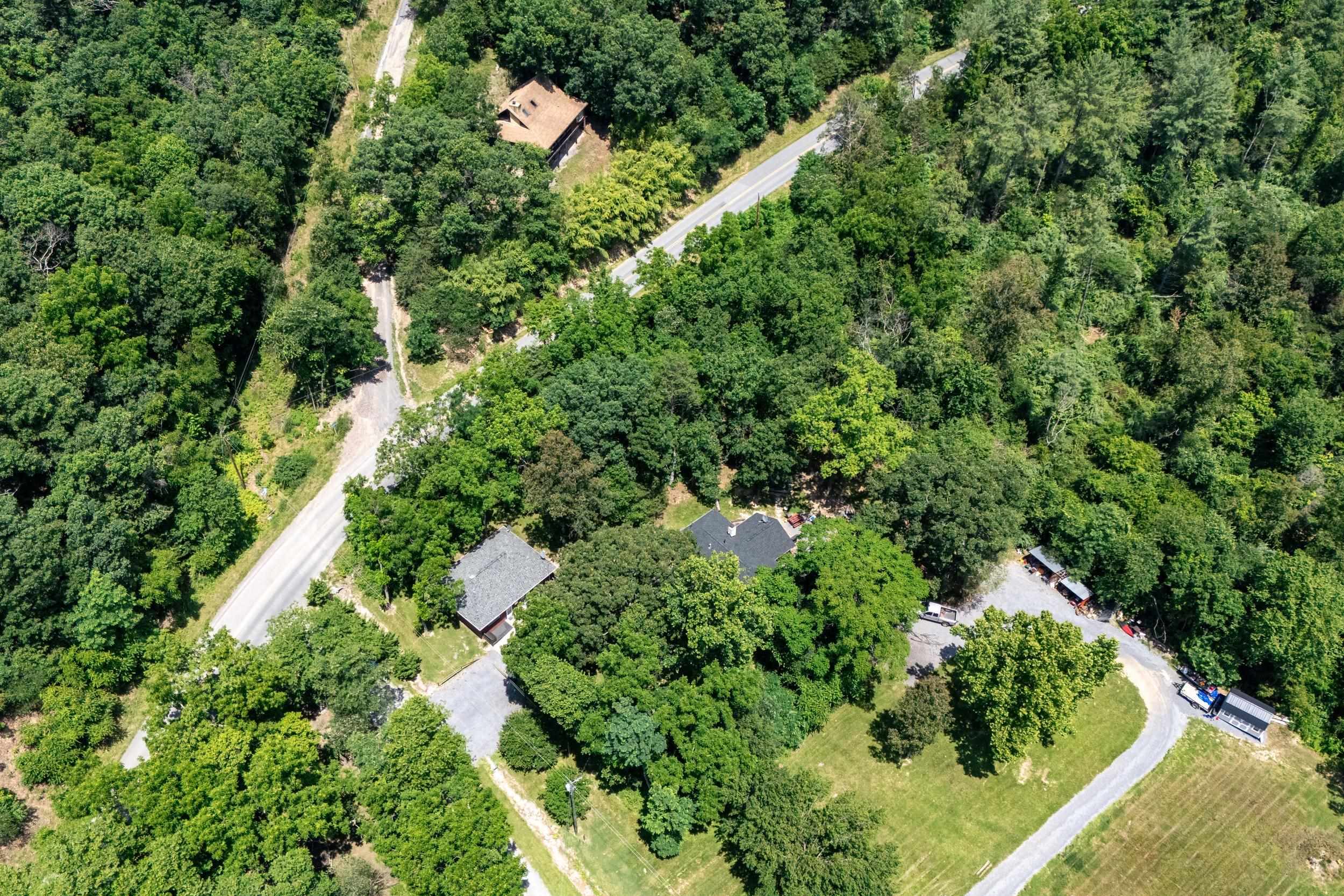 123 FISHERMANS LN, LURAY, Virginia 22835, 3 Bedrooms Bedrooms, ,1 BathroomBathrooms,Residential,123 FISHERMANS LN,666192 MLS # 666192