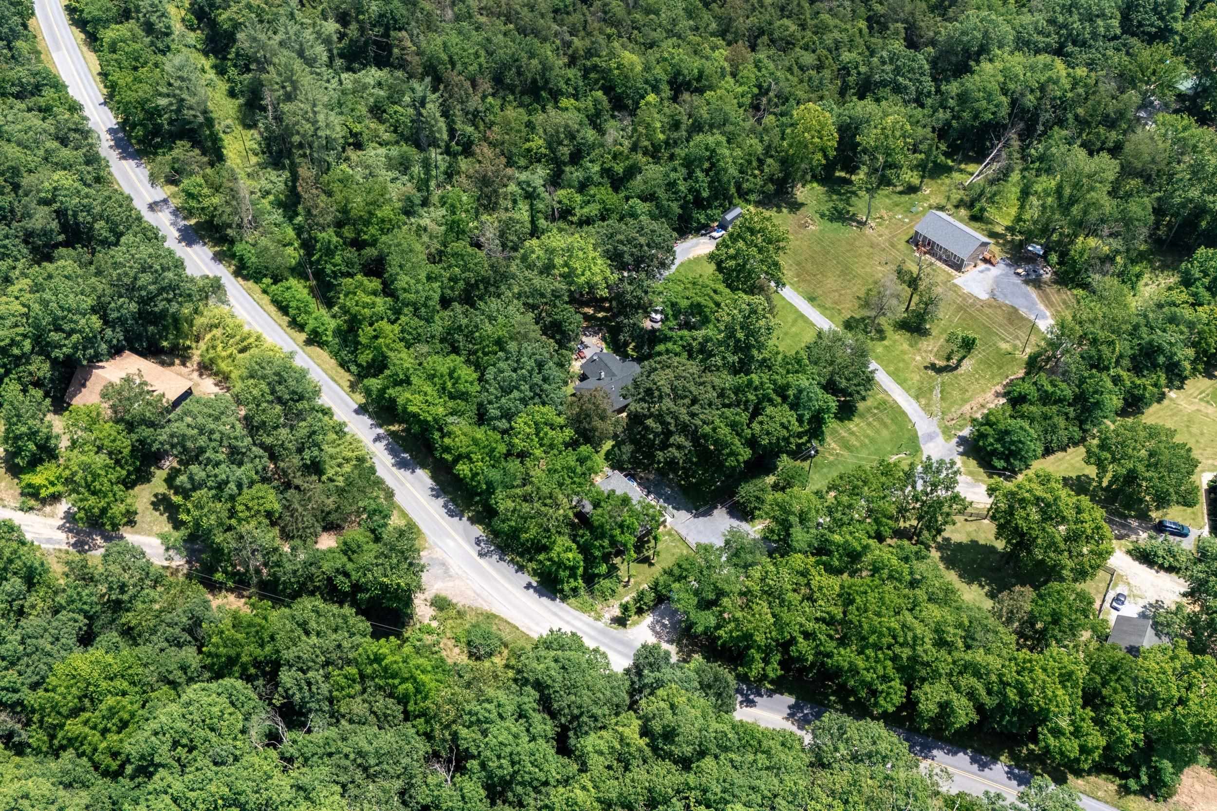 123 FISHERMANS LN, LURAY, Virginia 22835, 3 Bedrooms Bedrooms, ,1 BathroomBathrooms,Residential,123 FISHERMANS LN,666192 MLS # 666192