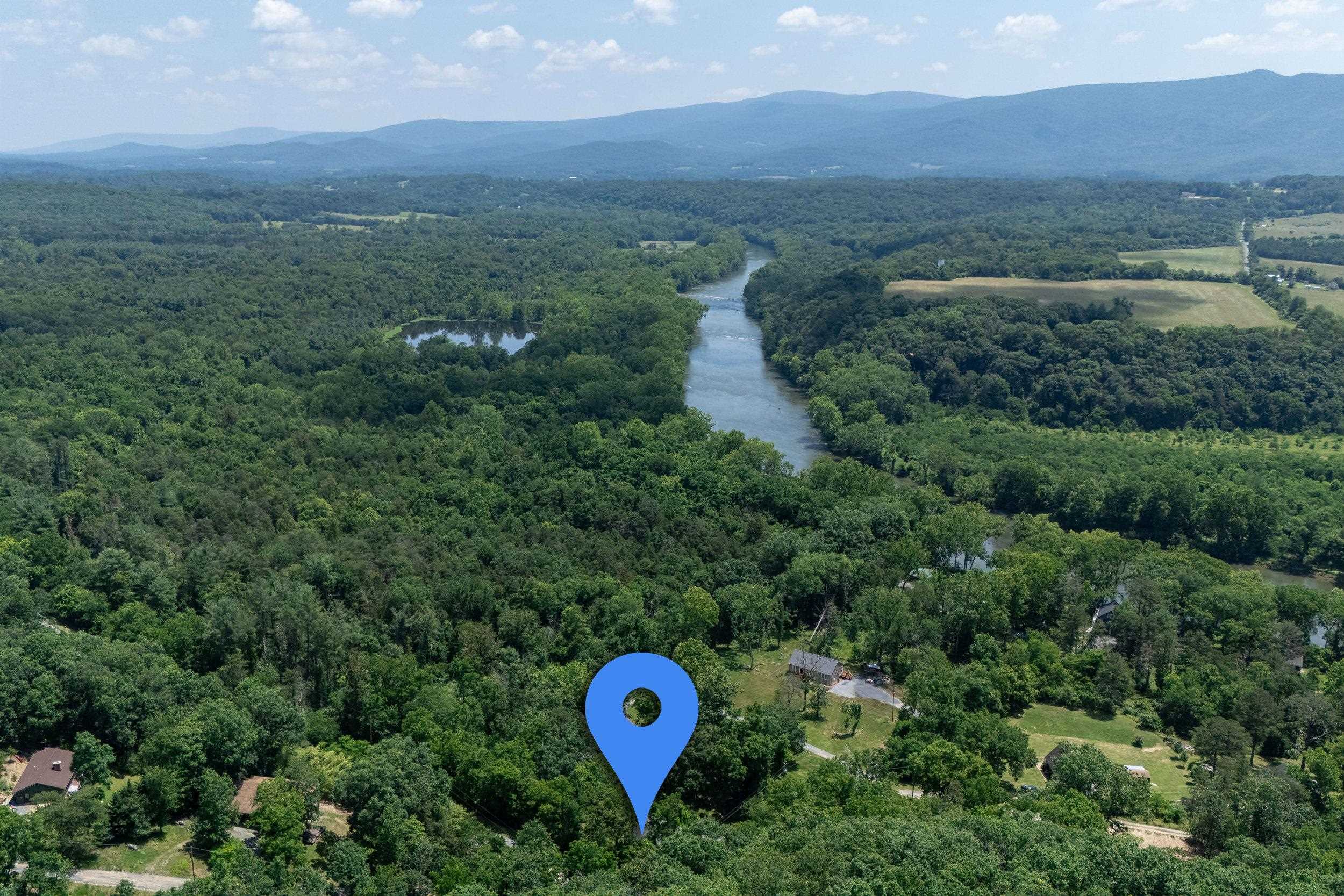 123 FISHERMANS LN, LURAY, Virginia 22835, 3 Bedrooms Bedrooms, ,1 BathroomBathrooms,Residential,123 FISHERMANS LN,666192 MLS # 666192