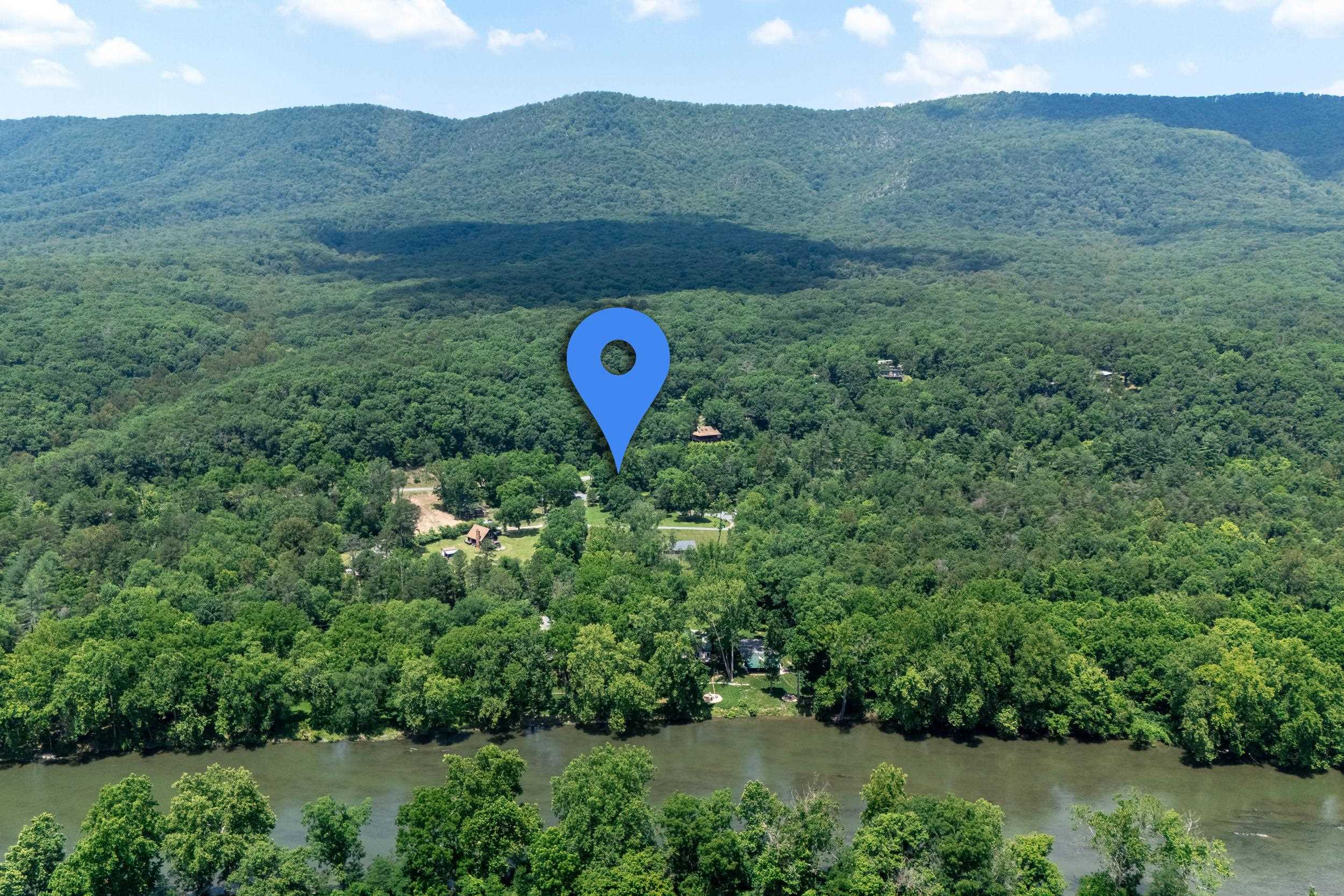123 FISHERMANS LN, LURAY, Virginia 22835, 3 Bedrooms Bedrooms, ,1 BathroomBathrooms,Residential,123 FISHERMANS LN,666192 MLS # 666192