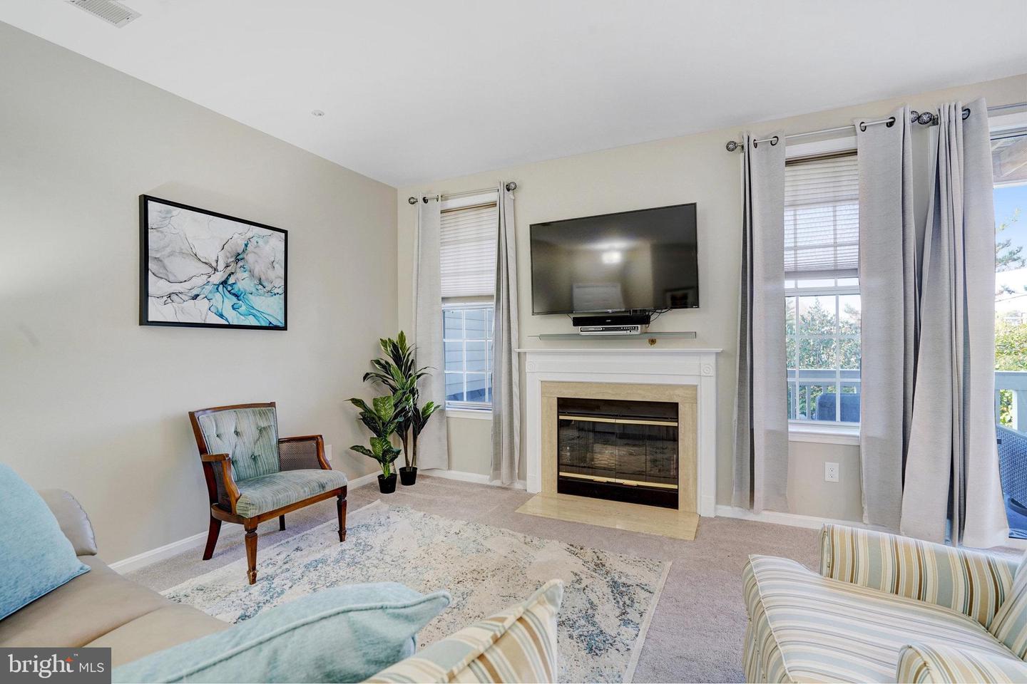 6914 ELLINGHAM CIR #C, ALEXANDRIA, Virginia 22315, 2 Bedrooms Bedrooms, ,2 BathroomsBathrooms,Residential,For sale,6914 ELLINGHAM CIR #C,VAFX2241856 MLS # VAFX2241856