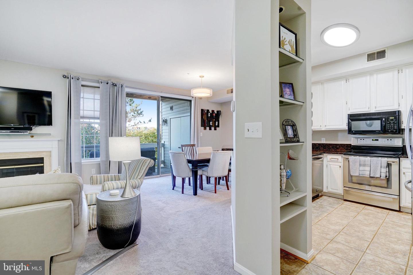 6914 ELLINGHAM CIR #C, ALEXANDRIA, Virginia 22315, 2 Bedrooms Bedrooms, ,2 BathroomsBathrooms,Residential,For sale,6914 ELLINGHAM CIR #C,VAFX2241856 MLS # VAFX2241856