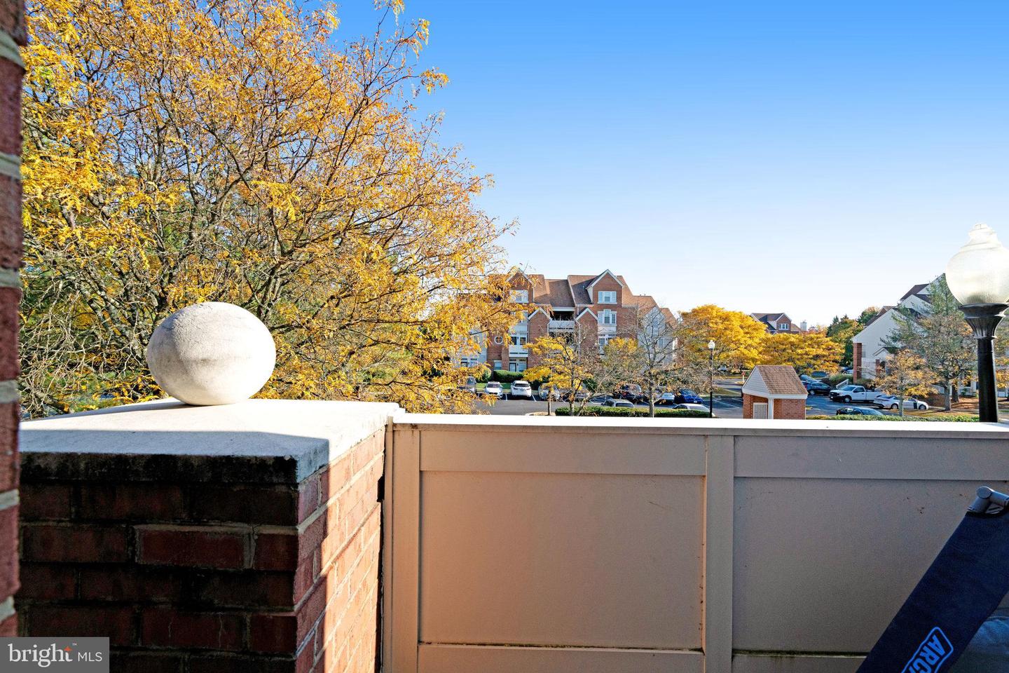 6914 ELLINGHAM CIR #C, ALEXANDRIA, Virginia 22315, 2 Bedrooms Bedrooms, ,2 BathroomsBathrooms,Residential,For sale,6914 ELLINGHAM CIR #C,VAFX2241856 MLS # VAFX2241856