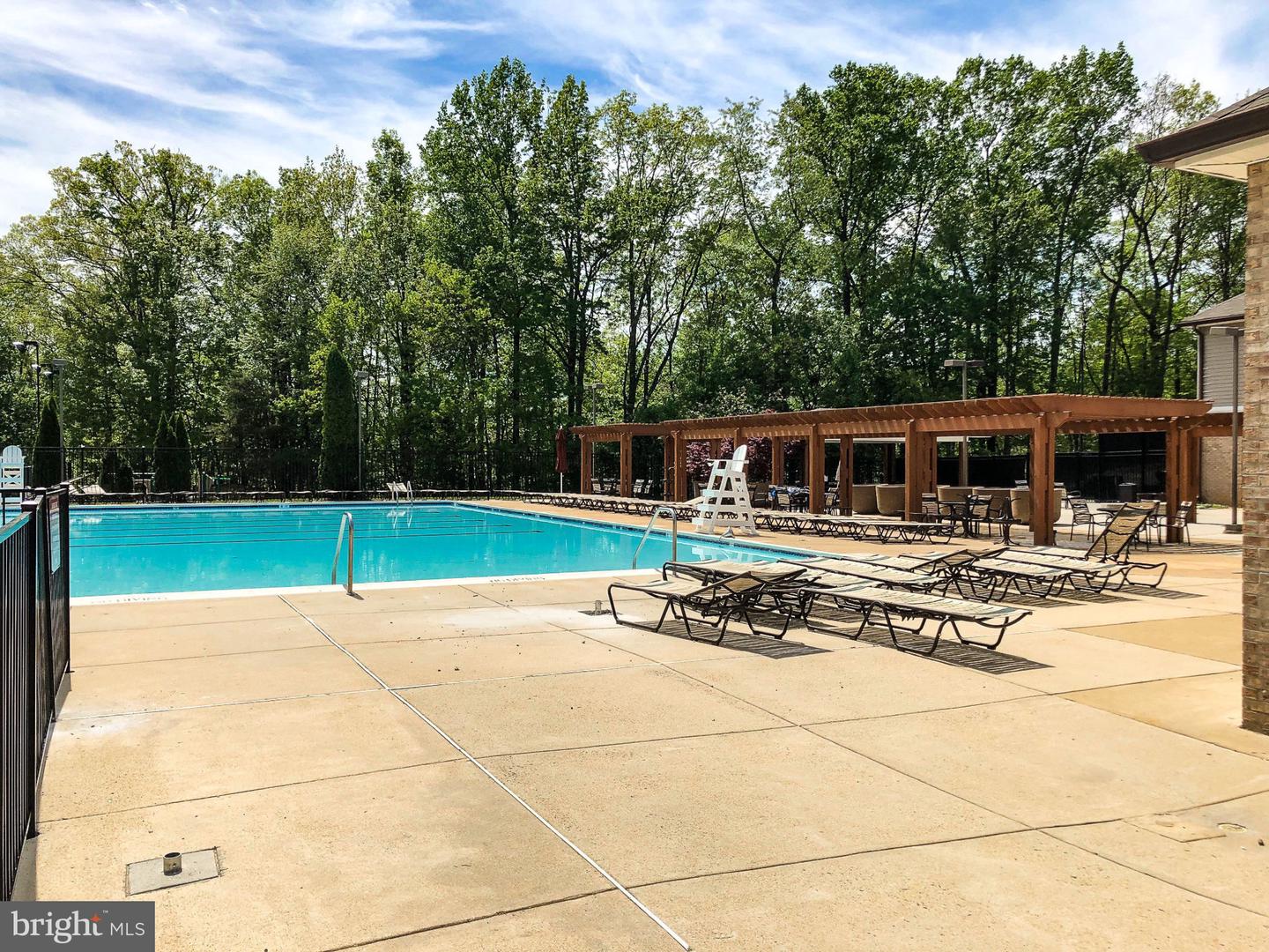 6914 ELLINGHAM CIR #C, ALEXANDRIA, Virginia 22315, 2 Bedrooms Bedrooms, ,2 BathroomsBathrooms,Residential,For sale,6914 ELLINGHAM CIR #C,VAFX2241856 MLS # VAFX2241856