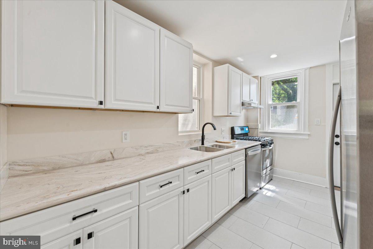 728 13TH ST SE, WASHINGTON, District Of Columbia 20003, 3 Bedrooms Bedrooms, ,1 BathroomBathrooms,Residential,For sale,728 13TH ST SE,DCDC2201504 MLS # DCDC2201504
