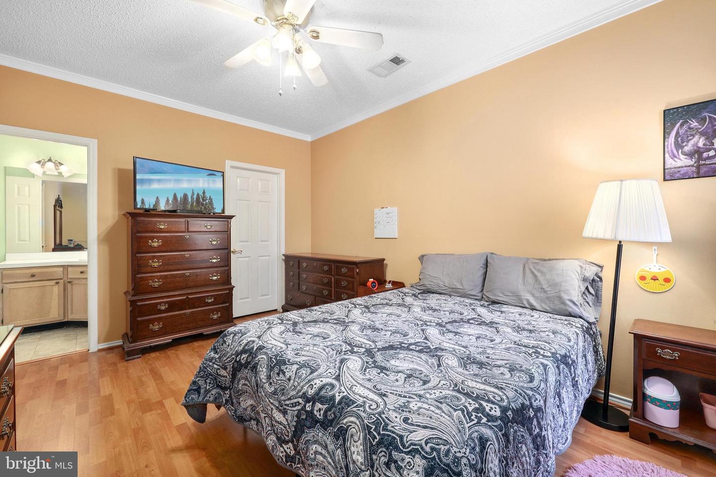 13070 AUTUMN WOODS WAY #302, FAIRFAX, Virginia 22033, 2 Bedrooms Bedrooms, 4 Rooms Rooms,2 BathroomsBathrooms,Residential,For sale,13070 AUTUMN WOODS WAY #302,VAFX2242732 MLS # VAFX2242732