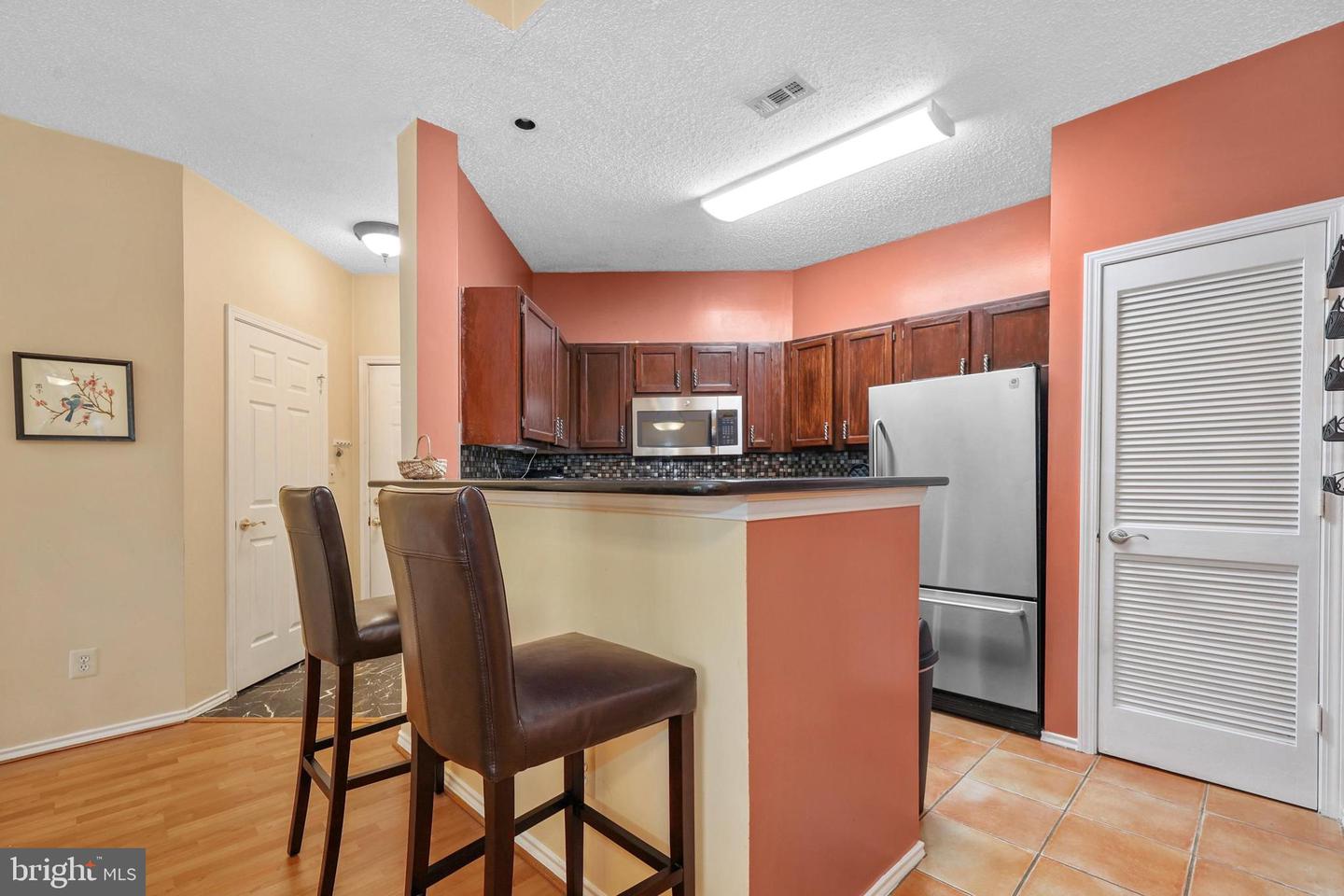 13070 AUTUMN WOODS WAY #302, FAIRFAX, Virginia 22033, 2 Bedrooms Bedrooms, 4 Rooms Rooms,2 BathroomsBathrooms,Residential,For sale,13070 AUTUMN WOODS WAY #302,VAFX2242732 MLS # VAFX2242732