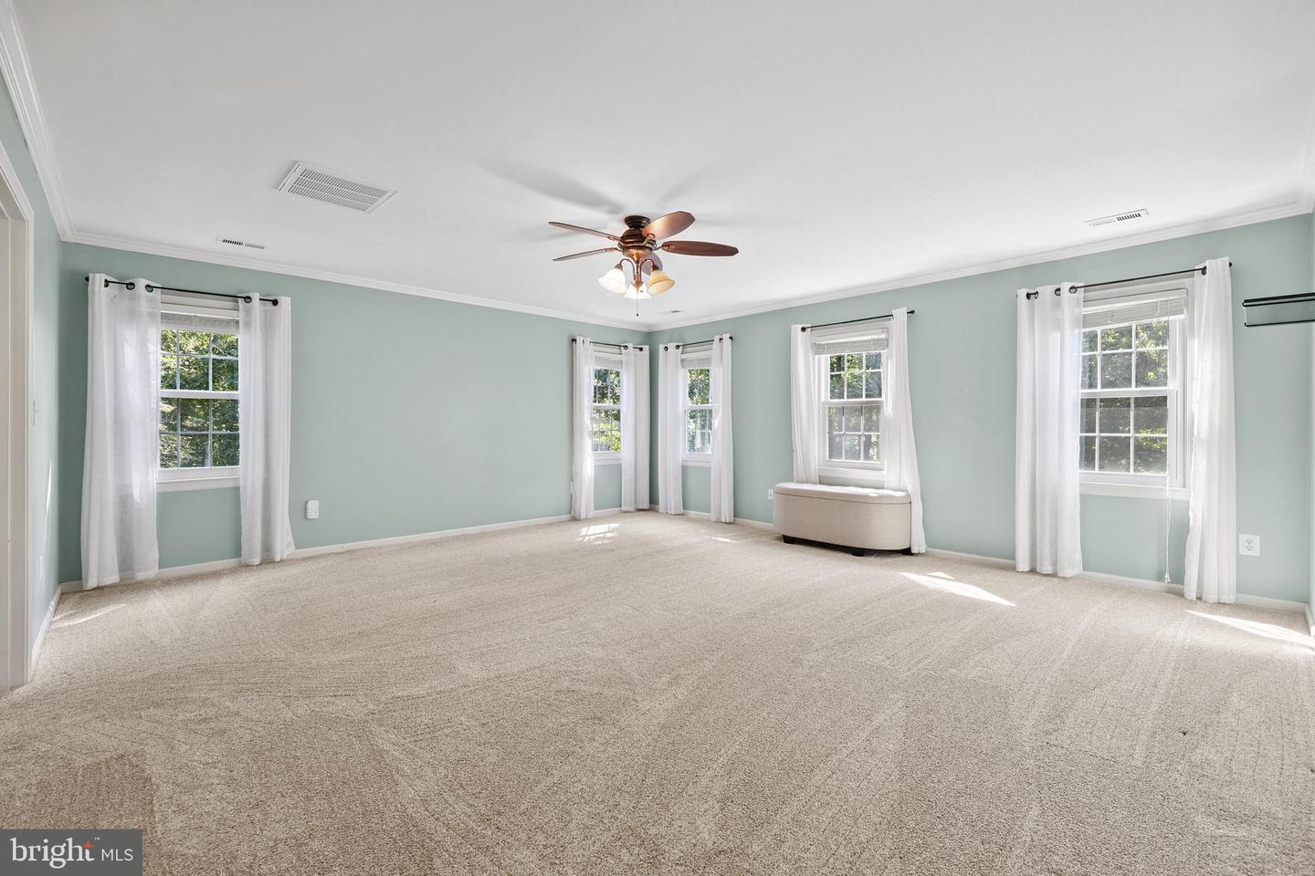 78 HAMLIN DR, FREDERICKSBURG, Virginia 22405, 5 Bedrooms Bedrooms, ,3 BathroomsBathrooms,Residential,For sale,78 HAMLIN DR,VAST2039154 MLS # VAST2039154
