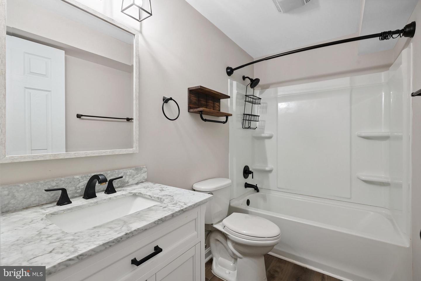 78 HAMLIN DR, FREDERICKSBURG, Virginia 22405, 5 Bedrooms Bedrooms, ,3 BathroomsBathrooms,Residential,For sale,78 HAMLIN DR,VAST2039154 MLS # VAST2039154