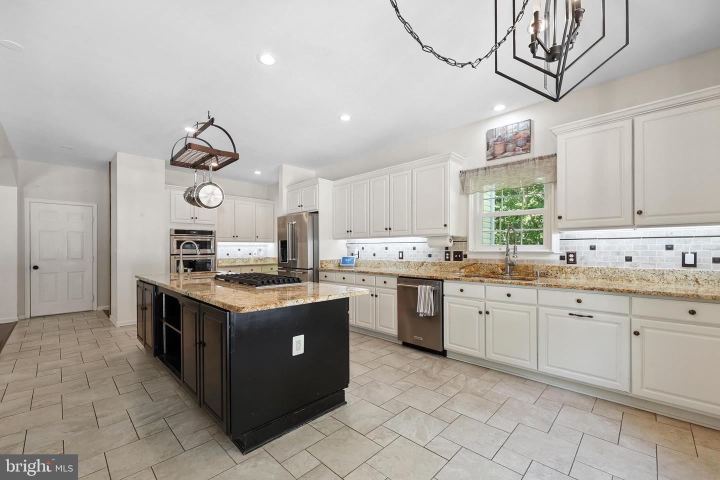 78 HAMLIN DR, FREDERICKSBURG, Virginia 22405, 5 Bedrooms Bedrooms, ,3 BathroomsBathrooms,Residential,For sale,78 HAMLIN DR,VAST2039154 MLS # VAST2039154