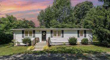 8380 INDIANTOWN RD, KING GEORGE, Virginia 22485, 3 Bedrooms Bedrooms, ,2 BathroomsBathrooms,Residential,For sale,8380 INDIANTOWN RD,VAKG2006476 MLS # VAKG2006476