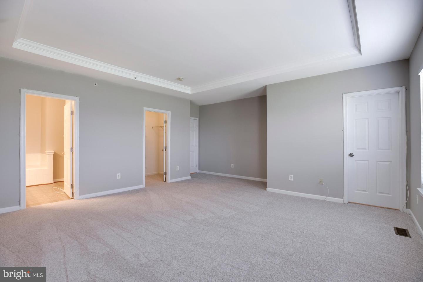 2703 SHEFFIELD HILL WAY, WOODBRIDGE, Virginia 22191, 3 Bedrooms Bedrooms, ,2 BathroomsBathrooms,Residential,For sale,2703 SHEFFIELD HILL WAY,VAPW2095728 MLS # VAPW2095728