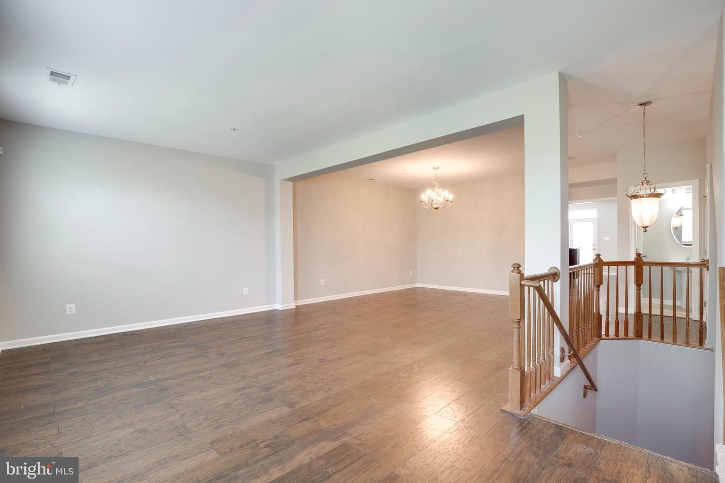 2703 SHEFFIELD HILL WAY, WOODBRIDGE, Virginia 22191, 3 Bedrooms Bedrooms, ,2 BathroomsBathrooms,Residential,For sale,2703 SHEFFIELD HILL WAY,VAPW2095728 MLS # VAPW2095728