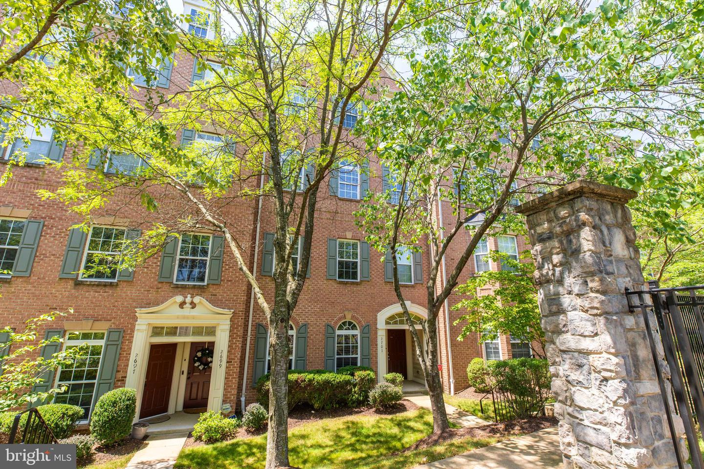 2703 SHEFFIELD HILL WAY, WOODBRIDGE, Virginia 22191, 3 Bedrooms Bedrooms, ,2 BathroomsBathrooms,Residential,For sale,2703 SHEFFIELD HILL WAY,VAPW2095728 MLS # VAPW2095728
