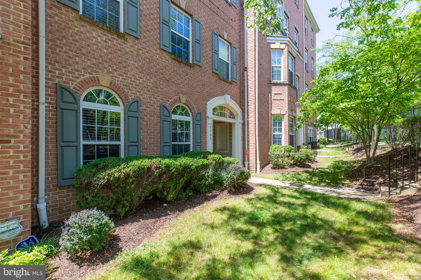 2703 SHEFFIELD HILL WAY, WOODBRIDGE, Virginia 22191, 3 Bedrooms Bedrooms, ,2 BathroomsBathrooms,Residential,For sale,2703 SHEFFIELD HILL WAY,VAPW2095728 MLS # VAPW2095728