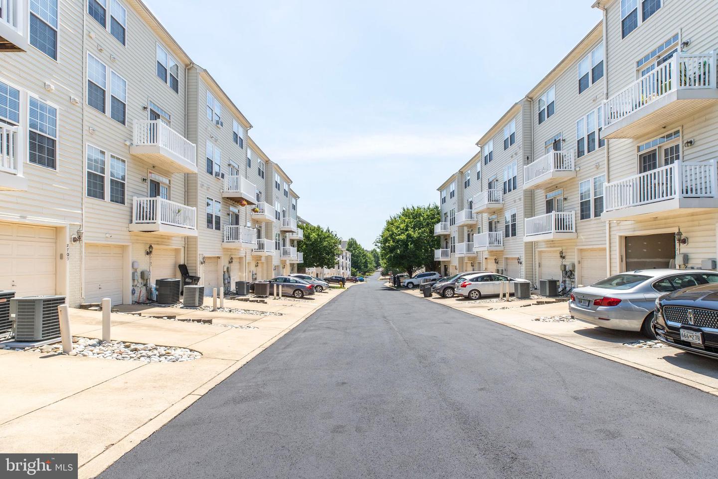 2703 SHEFFIELD HILL WAY, WOODBRIDGE, Virginia 22191, 3 Bedrooms Bedrooms, ,2 BathroomsBathrooms,Residential,For sale,2703 SHEFFIELD HILL WAY,VAPW2095728 MLS # VAPW2095728