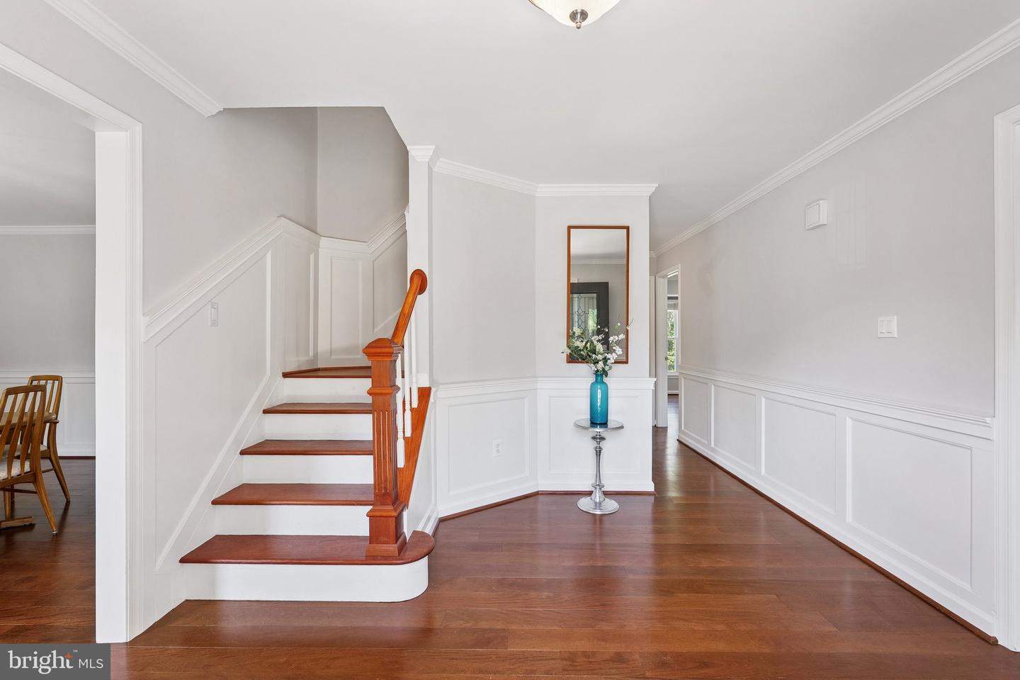 9802 DAYS FARM DR, VIENNA, Virginia 22182, 5 Bedrooms Bedrooms, ,2 BathroomsBathrooms,Residential,For sale,9802 DAYS FARM DR,VAFX2243786 MLS # VAFX2243786