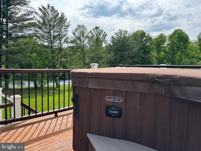 9802 DAYS FARM DR, VIENNA, Virginia 22182, 5 Bedrooms Bedrooms, ,2 BathroomsBathrooms,Residential,For sale,9802 DAYS FARM DR,VAFX2243786 MLS # VAFX2243786
