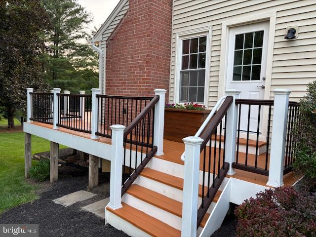 9802 DAYS FARM DR, VIENNA, Virginia 22182, 5 Bedrooms Bedrooms, ,2 BathroomsBathrooms,Residential,For sale,9802 DAYS FARM DR,VAFX2243786 MLS # VAFX2243786
