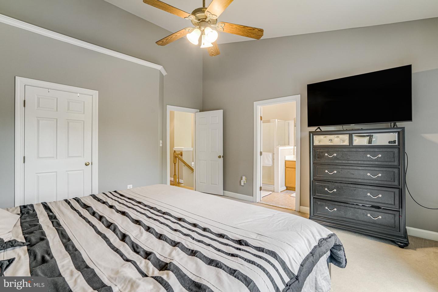 6288 LEVI CT, SPRINGFIELD, Virginia 22150, 4 Bedrooms Bedrooms, ,3 BathroomsBathrooms,Residential,For sale,6288 LEVI CT,VAFX2244212 MLS # VAFX2244212