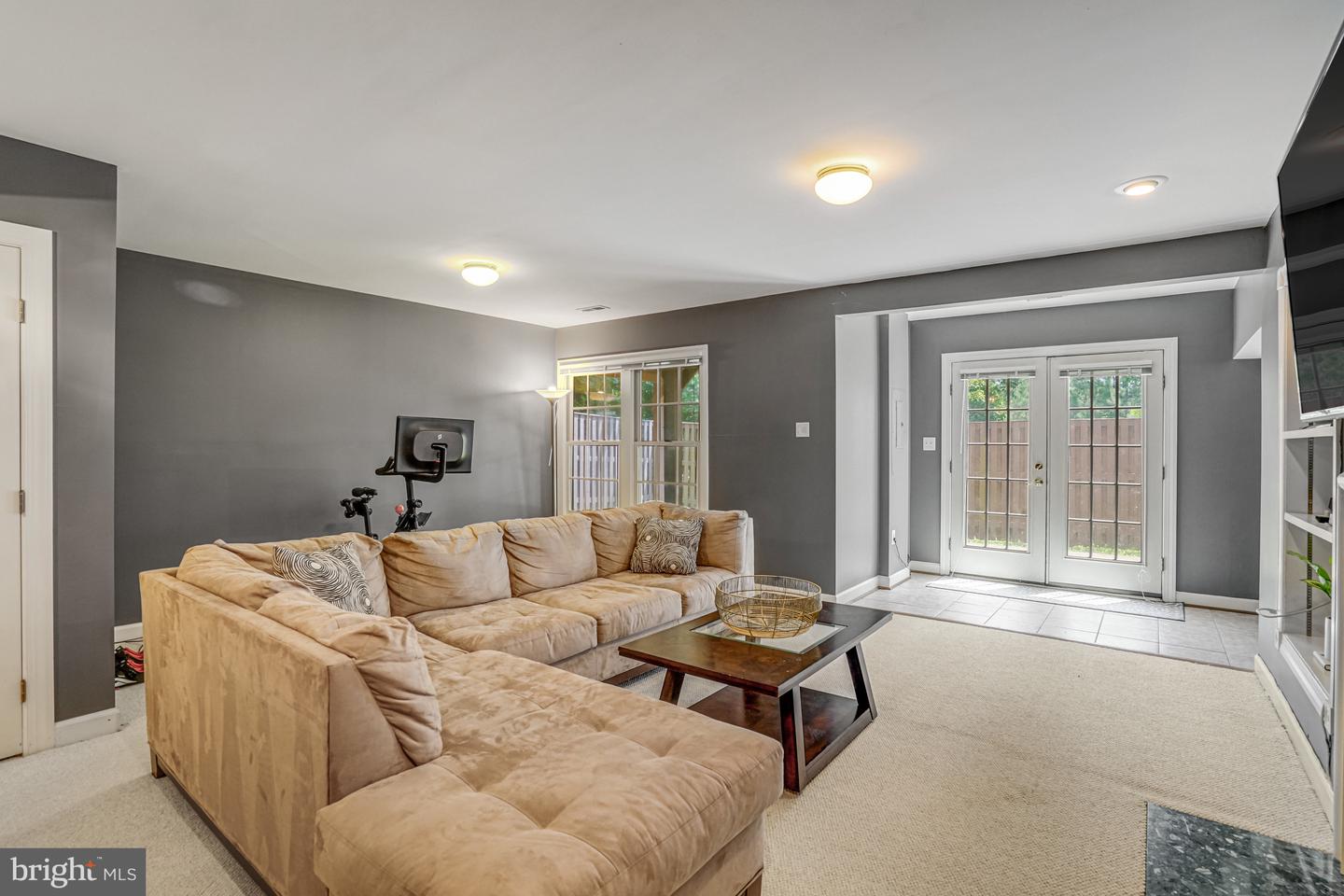 6288 LEVI CT, SPRINGFIELD, Virginia 22150, 4 Bedrooms Bedrooms, ,3 BathroomsBathrooms,Residential,For sale,6288 LEVI CT,VAFX2244212 MLS # VAFX2244212